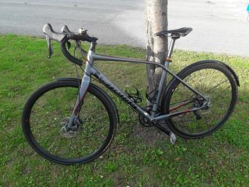 Specialized Sirrus Elite Disc.jpg