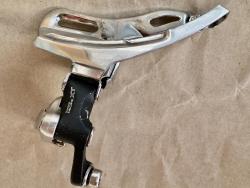 Shimano_DeoreXT_FD-M737_Etuvaihtaja01.JPG