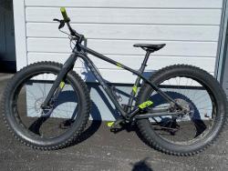 Trek Farley 5, koko M 17,5inch.jpg
