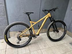 Orbea Laufey H10 2022.jpg