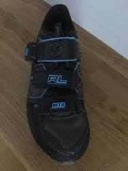 Bontrager MTB shoes 2.JPG