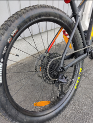 trek roscoe 8. 2.png