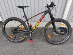 trek roscoe 8.png