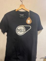 Pole paita.jpg