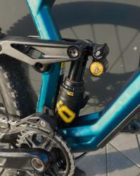 rear shock.jpg
