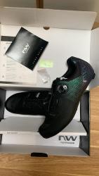 shoe 2.jpg