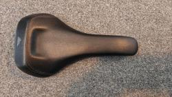 3b71948f-fda6-4adc-8b03-2532100bf364.jpg