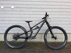 New Bike Day! Canyon Torque 29 CF 7#canyon #dh #enduro #mtblifestyle #canyontorque #mtb.jpg